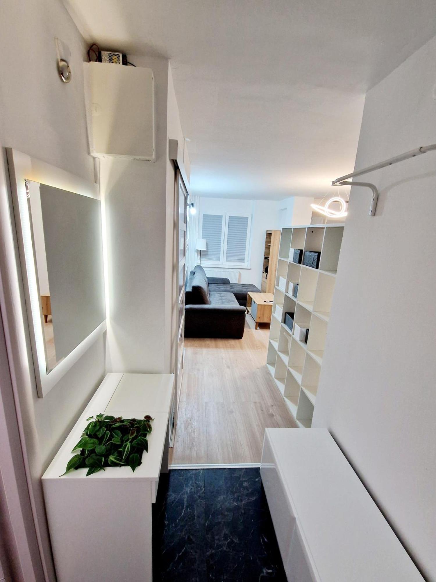 Cosy Novi Sad Loft, Self Check-In Apartment Luaran gambar