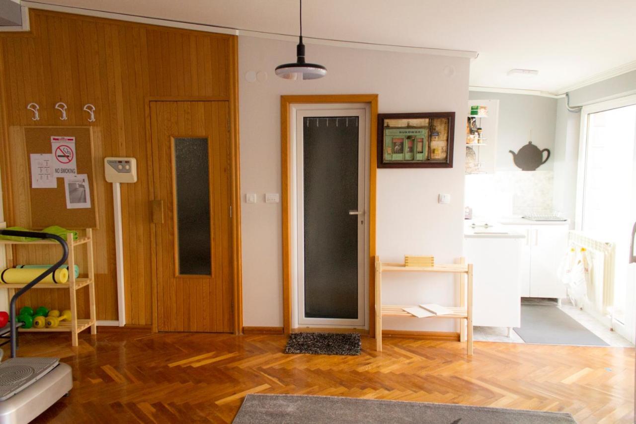 Cosy Novi Sad Loft, Self Check-In Apartment Luaran gambar